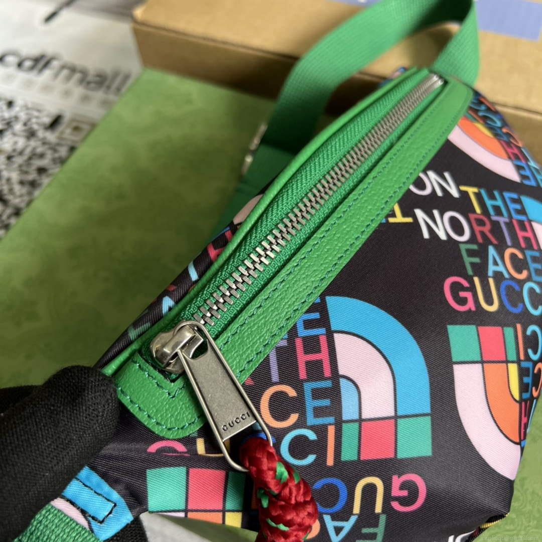 Gucci 650299 The North Face x Gucci belt bag Green