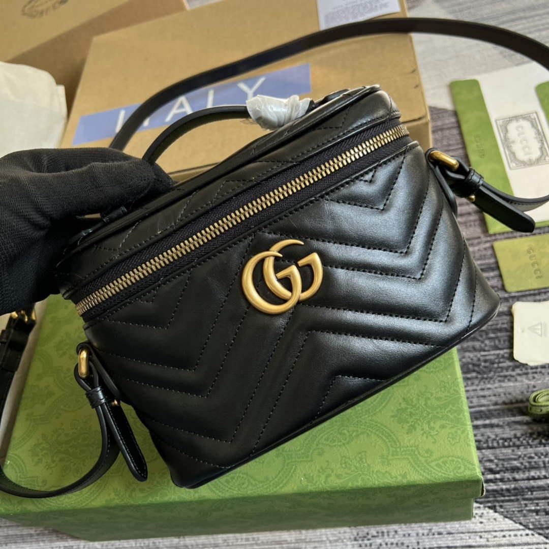 Gucci 672253 GG Marmont Mini Bag Black