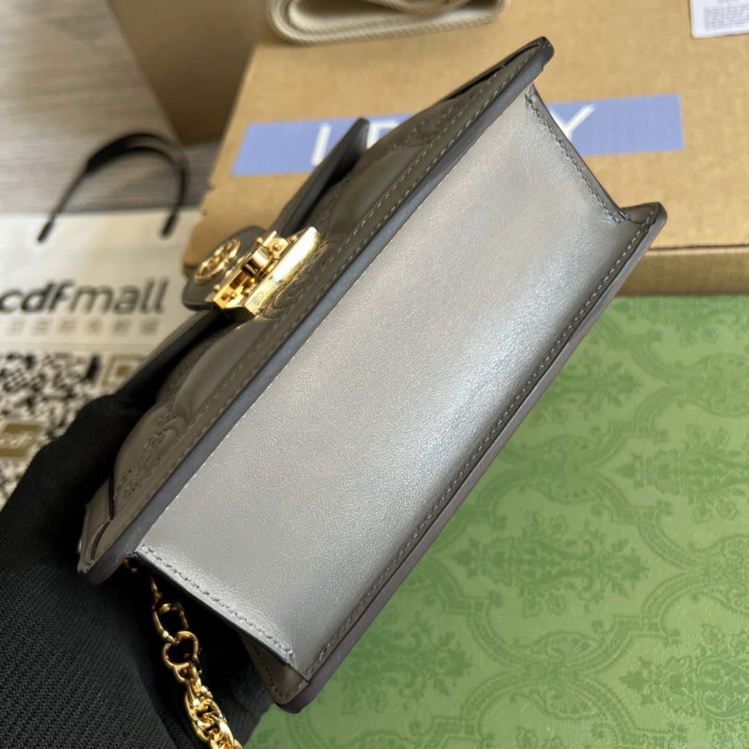 Gucci 724499 GG Matelassé Small Top Handle Bag Grey