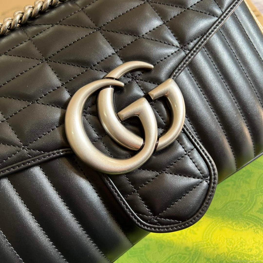 Gucci 443496 GG Marmont medium shoulder bag Black