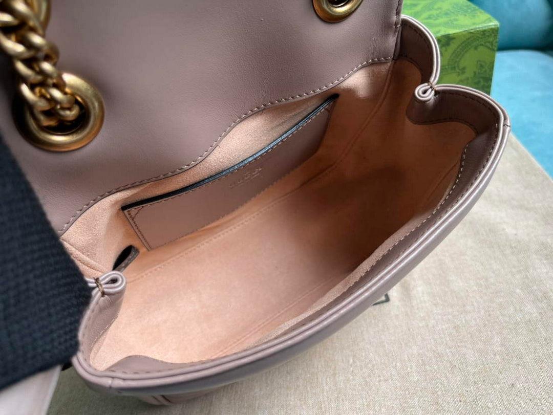 Gucci 739682 GG Marmont Matelassé mini tote bag milk tea