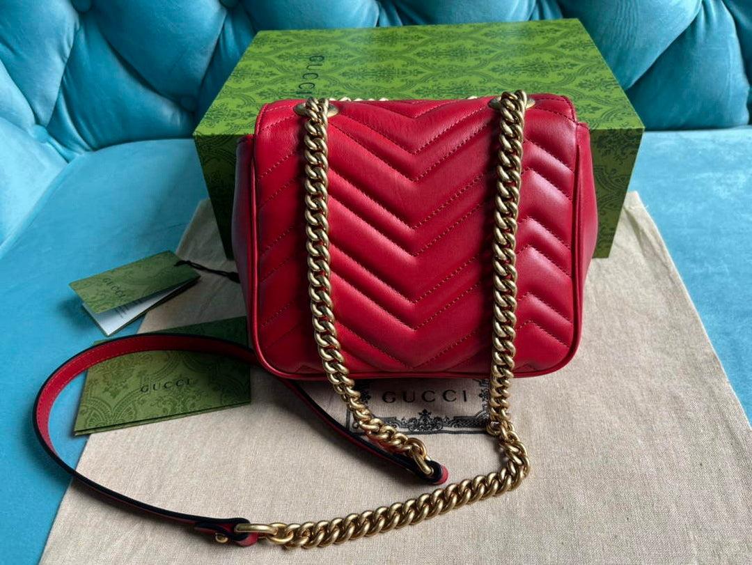 Gucci 739682 GG Marmont Matelassé mini tote bag Red