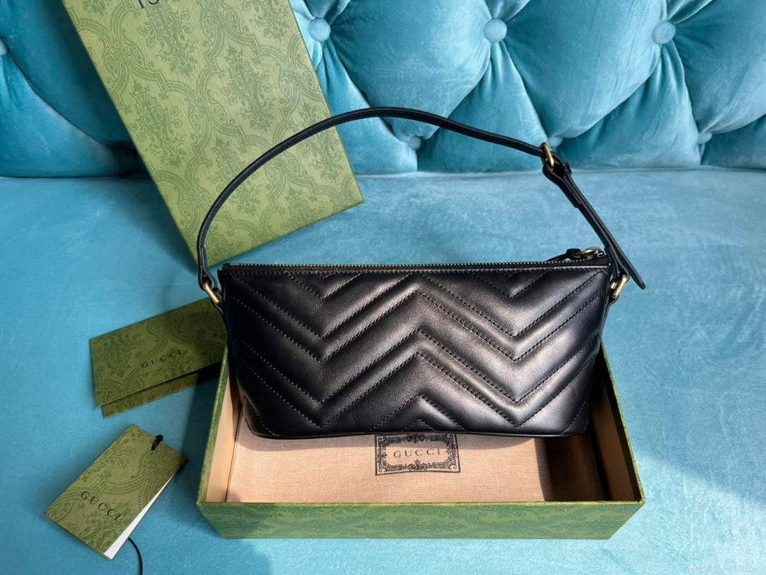 Gucci 739166 GG Marmont shoulder bag Black