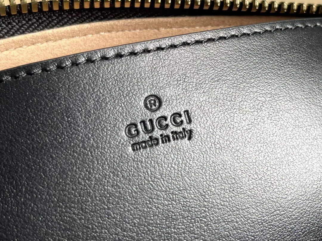 Gucci 739166 GG Marmont shoulder bag Black
