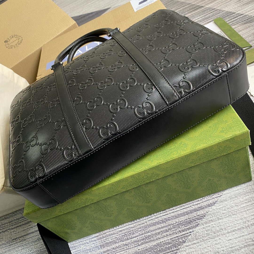 Gucci 658573 Men’s GG embossed briefcase Bag Black