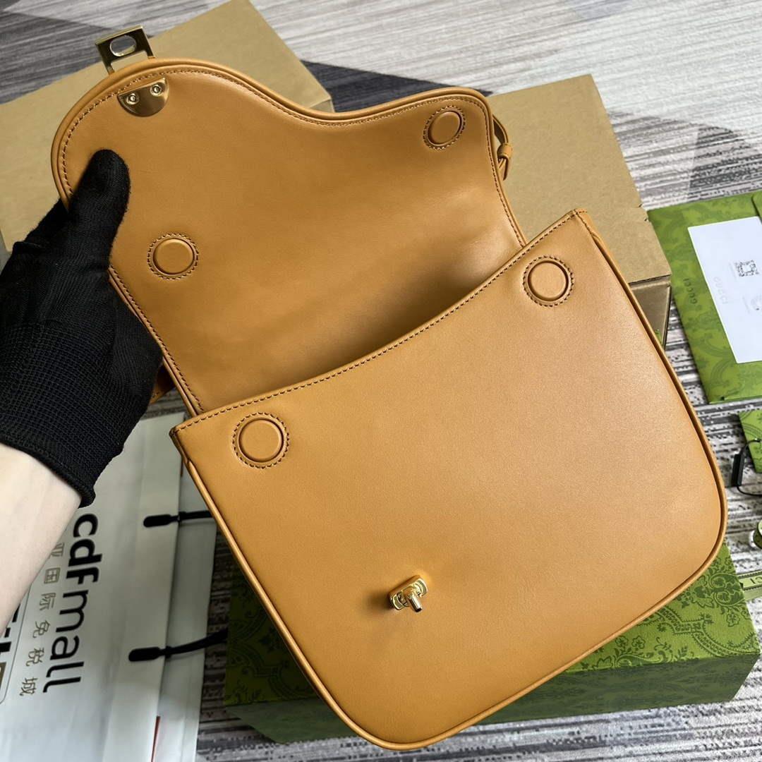 Gucci 740988 Equestrian inspired shoulder bag Cuir and brown
