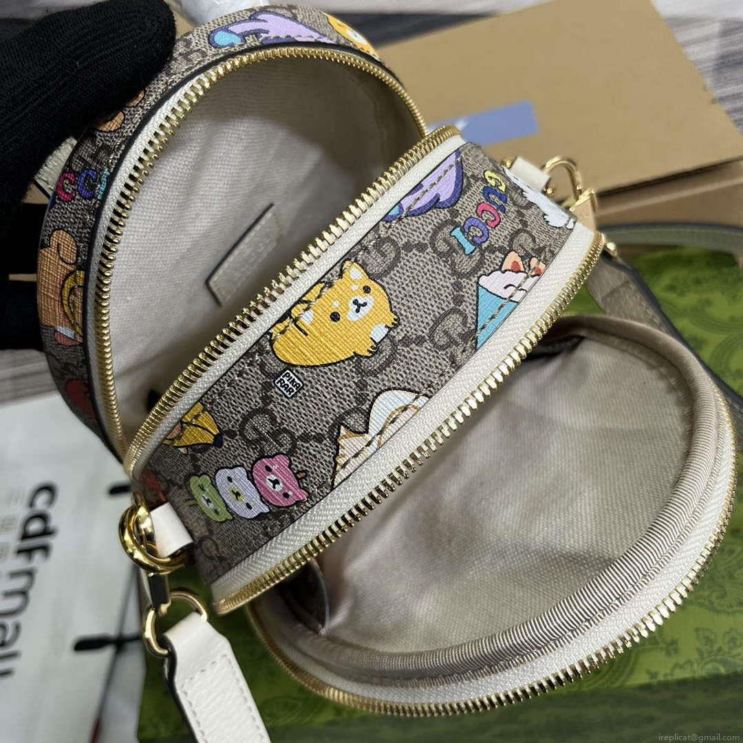 Gucci 725654 Gucci animal print multi-function bag