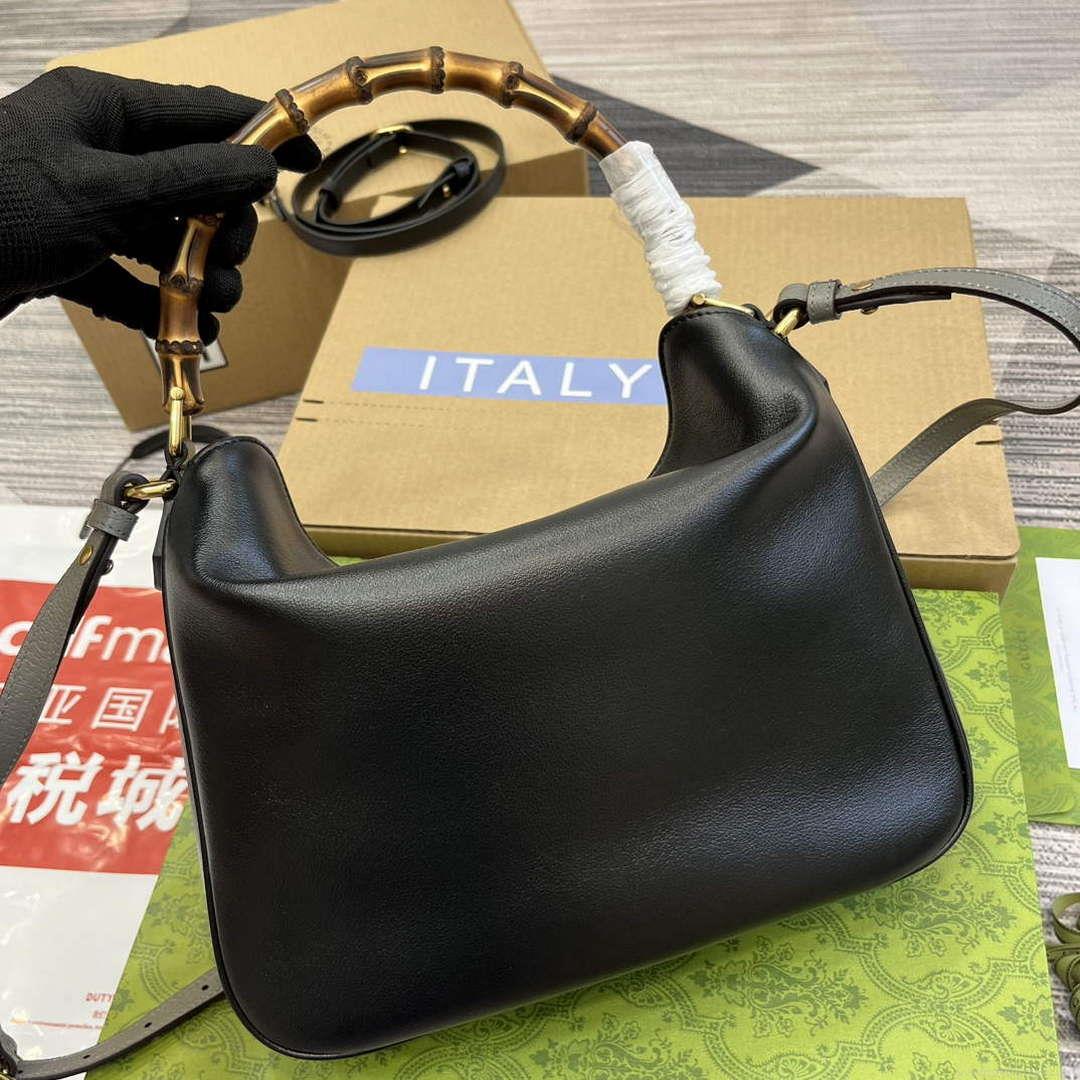 Gucci 746124 Gucci Diana Medium Shoulder Bag Black