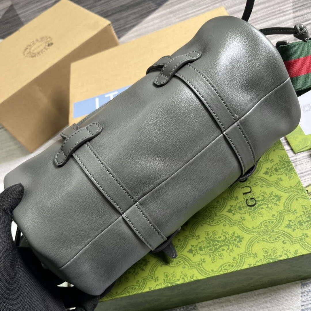 Gucci 725701 Small duffle bag with tonal Double G Gray