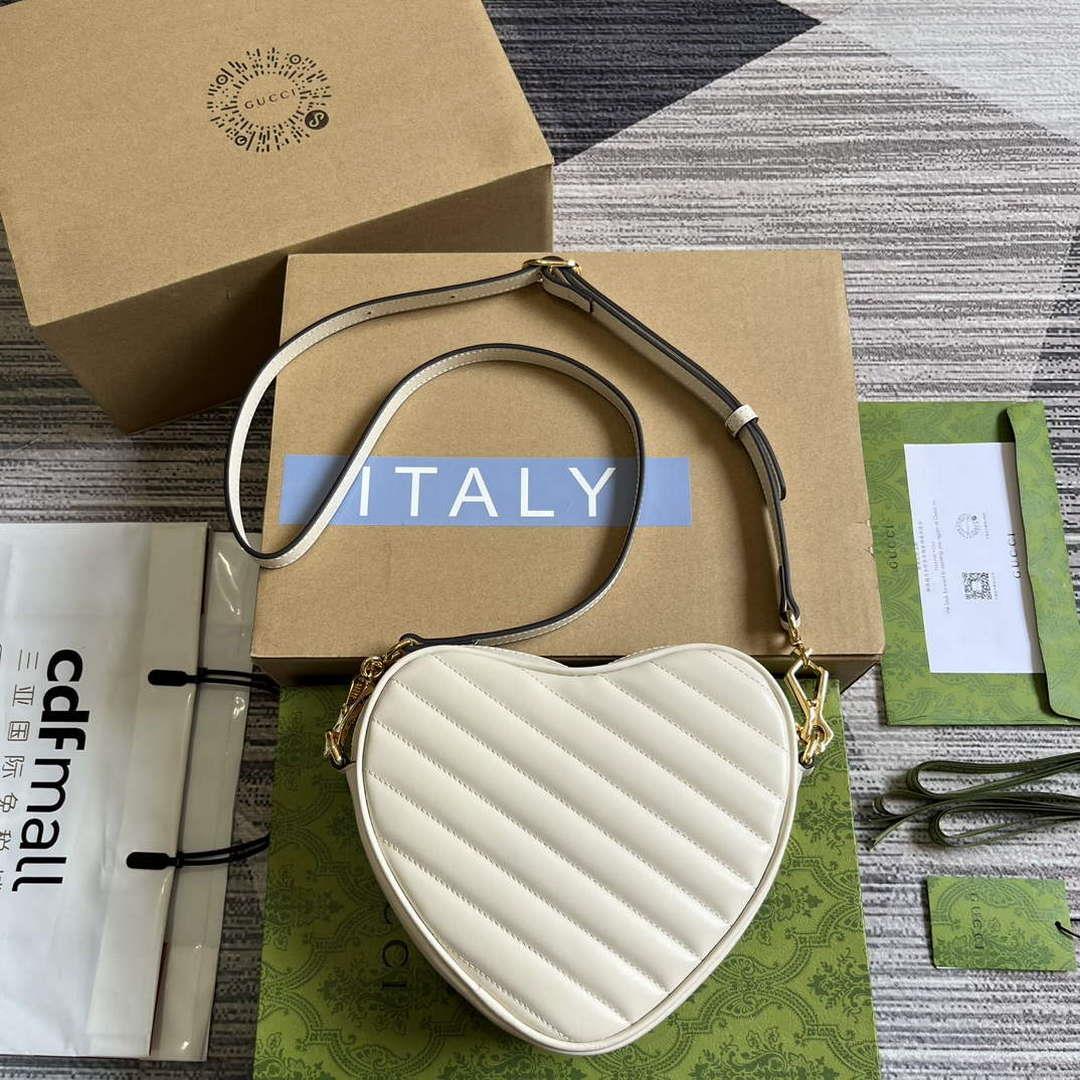 Gucci 751628 Interlocking G Mini Heart Shoulder Bag White