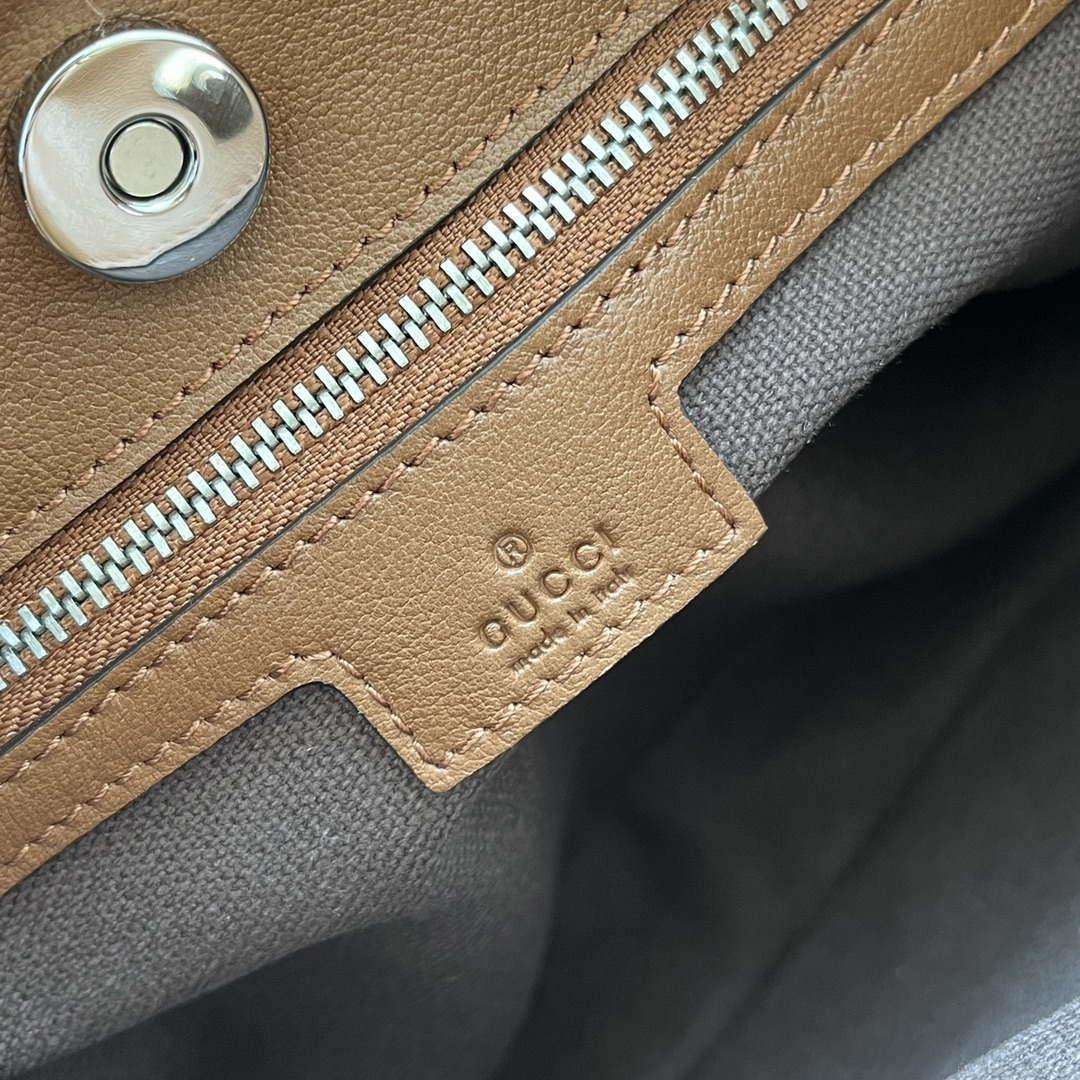 Gucci 751518 GG Blondie Small Tote Bag in Brown leather