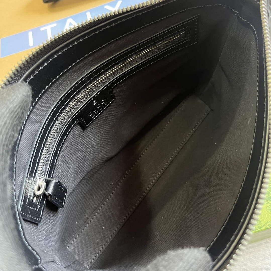 Gucci 760021 Messenger Bag With Interlocking G Black