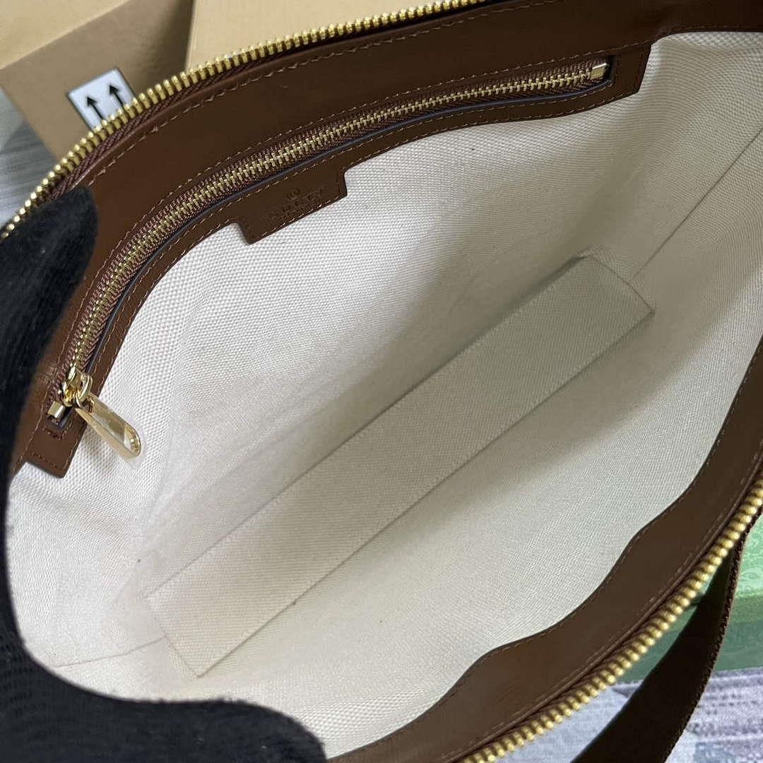 Gucci 726833 Messenger Bag With Interlocking G Brown