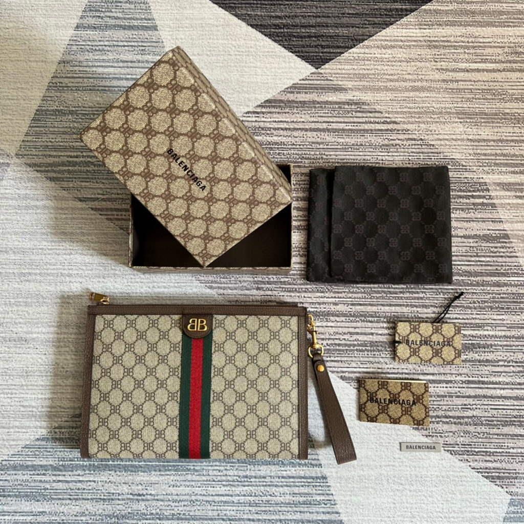 Gucci ‎688378 Gucci pouch Bag Begie