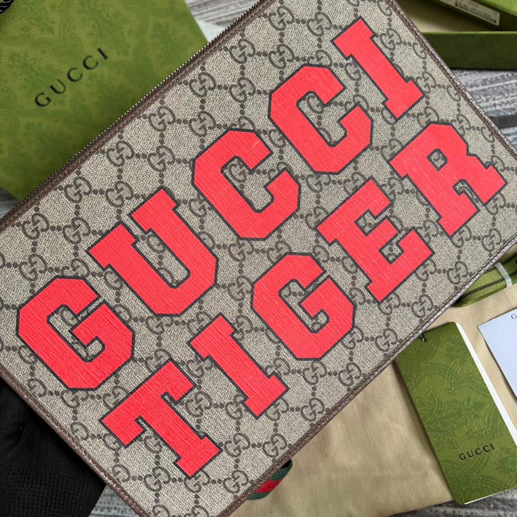 Gucci ‎688378 Gucci Tiger pouch Bag Brown Print Logo
