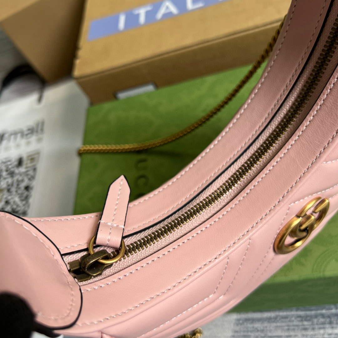 Gucci 699514 GG Marmont half-moon-shaped mini bag Pink