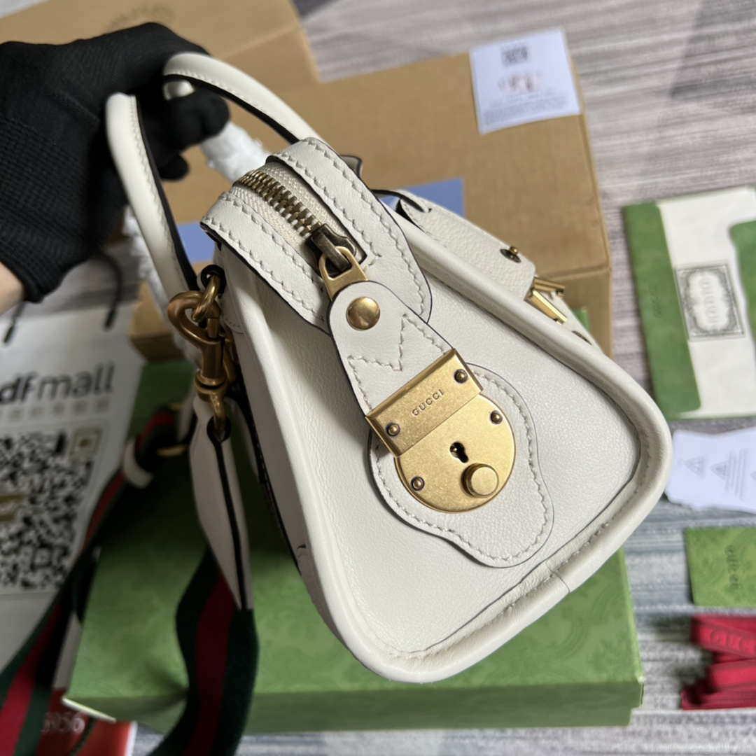 Gucci 715771 Mini top handle bag with Double G White
