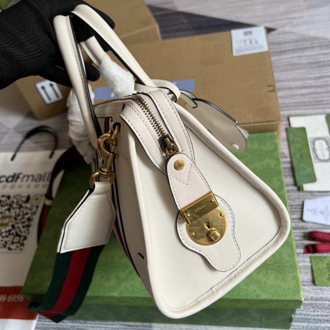 Gucci 715772 Small top handle bag with Double G White