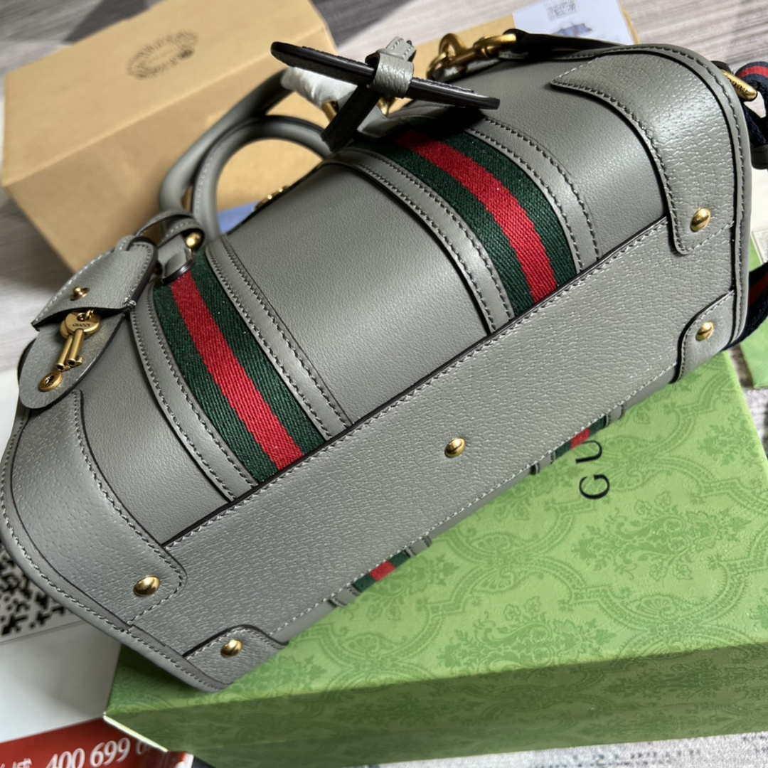 Gucci 715772 Small top handle bag with Double G Gray