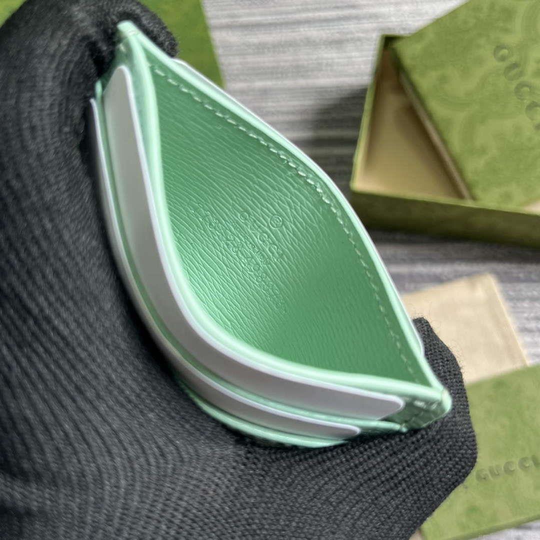 Gucci 773428 Card Case With Gucci Script Pale green