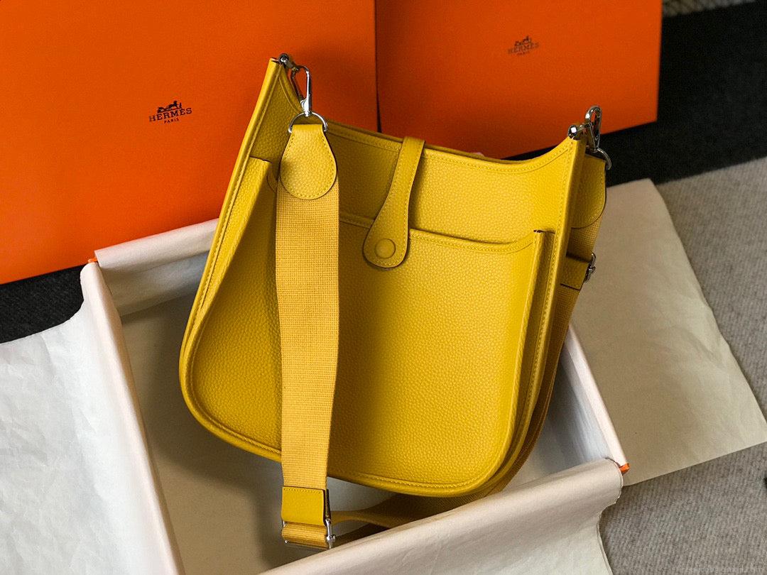 Hermes H083435 Evelyne III 29 Shoulder Bag Silver Hardware Yellow