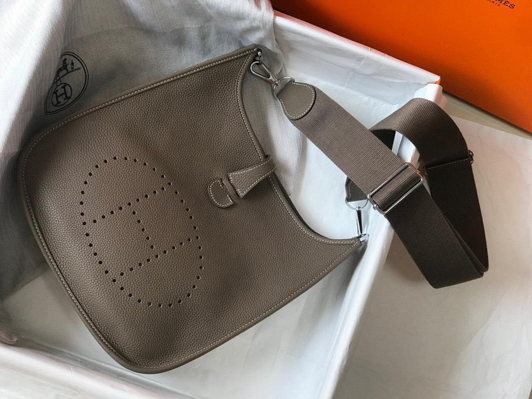 Hermes H083435 Evelyne III 29 Shoulder Bag Silver Hardware Dark Gray