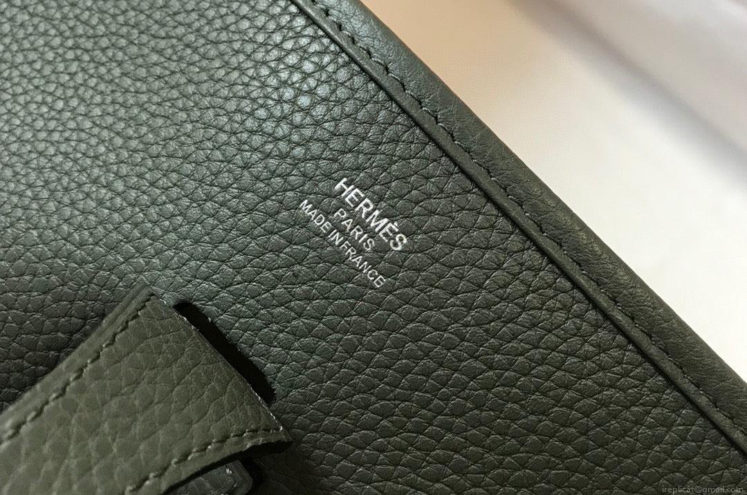 Hermes H083435 Evelyne III 29 Shoulder Bag Silver Hardware Dark Green