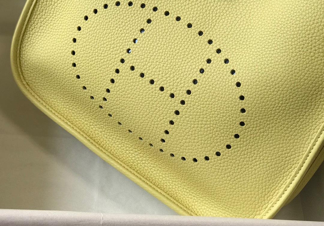 Hermes H083435 Evelyne III 29 Shoulder Bag Silver Hardware Lemon Yellow