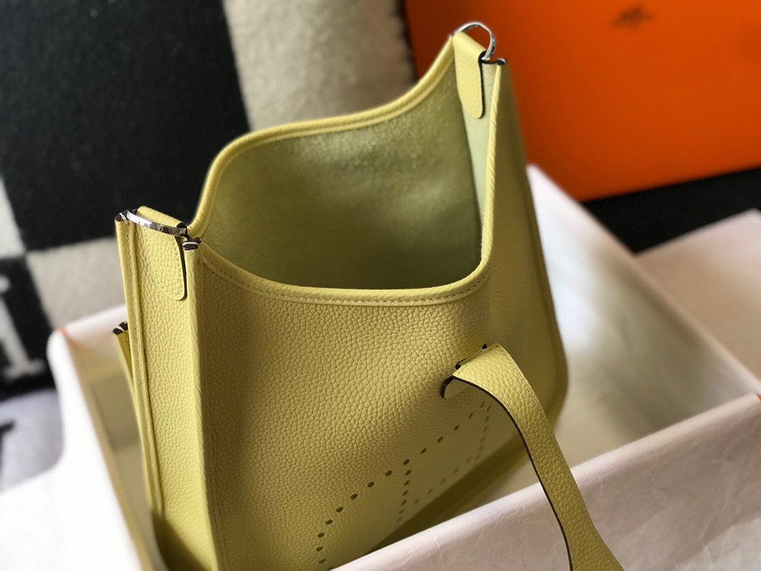 Hermes H083435 Evelyne III 29 Shoulder Bag Silver Hardware Lemon Yellow