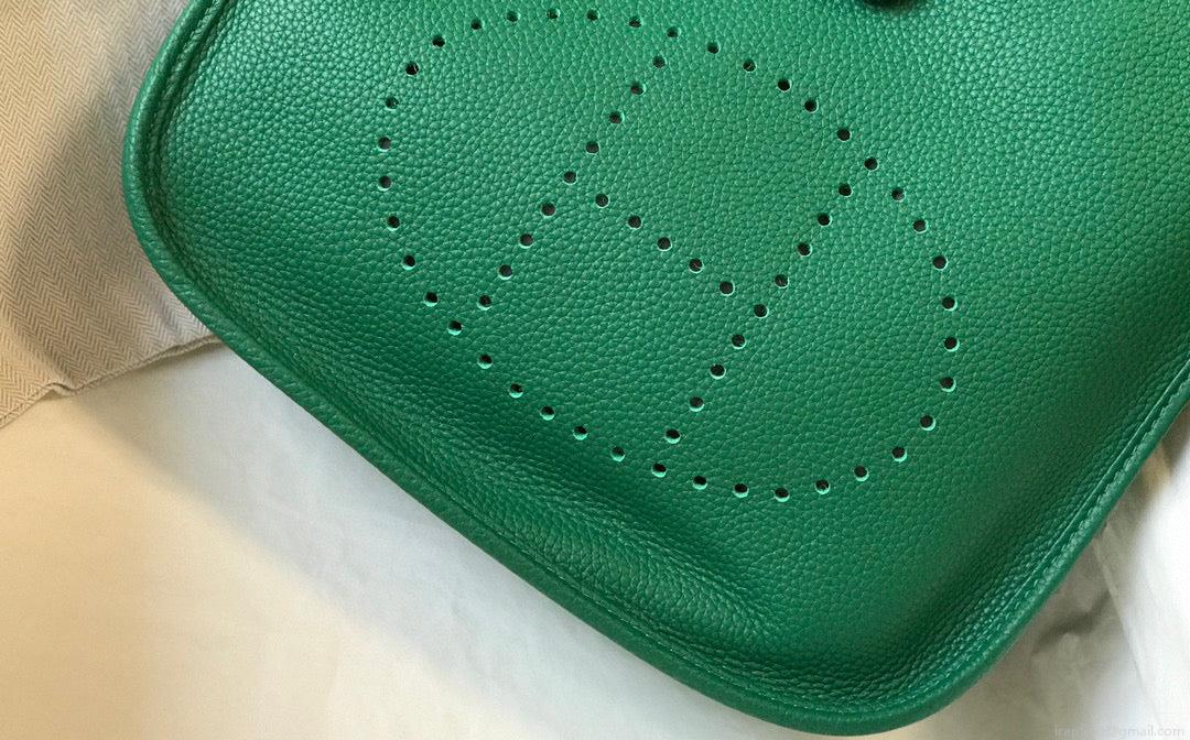 Hermes H083435 Evelyne III 29 Shoulder Bag Silver Hardware Green