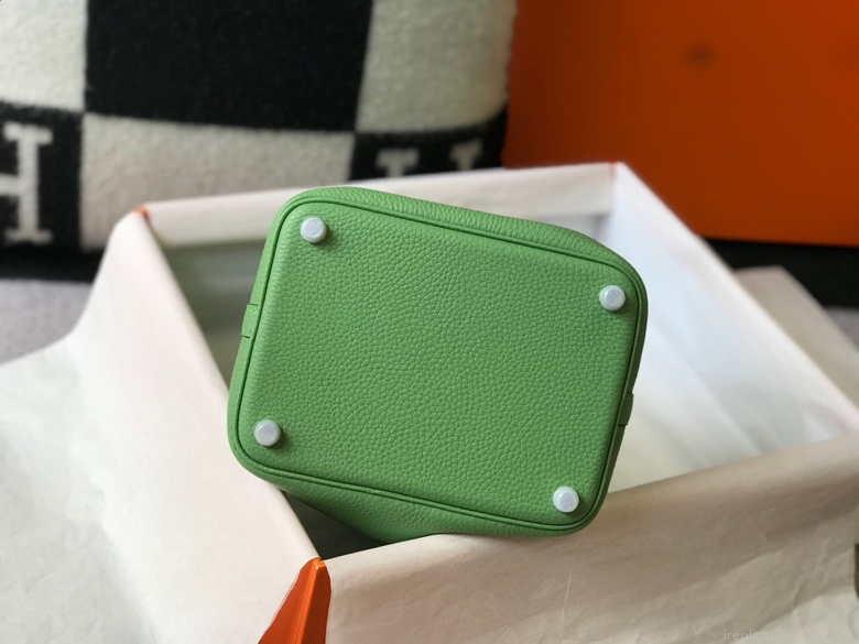 Hermes H056289 Picotin Lock 18 22 Bag H330004