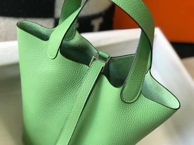 Hermes H056289 Picotin Lock 18 22 Bag H330004