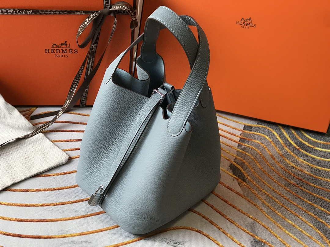 Hermes H056289 Picotin Lock 18 22 Bag H330017