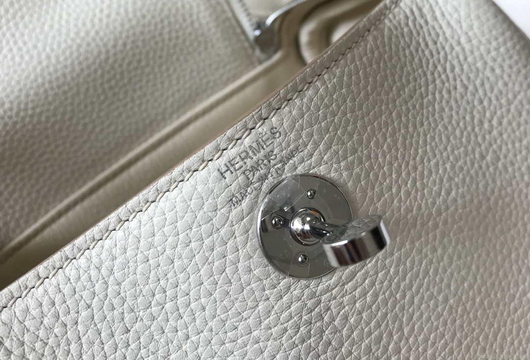 Hermes H079086CK18 Lindy Mini Bag 19cm Semi-manual H231906