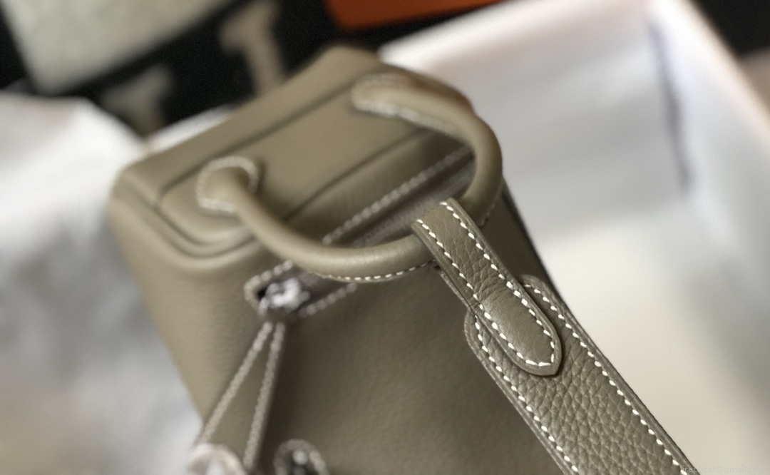 Hermes H079086 Lindy Mini Bag 19cm H231915