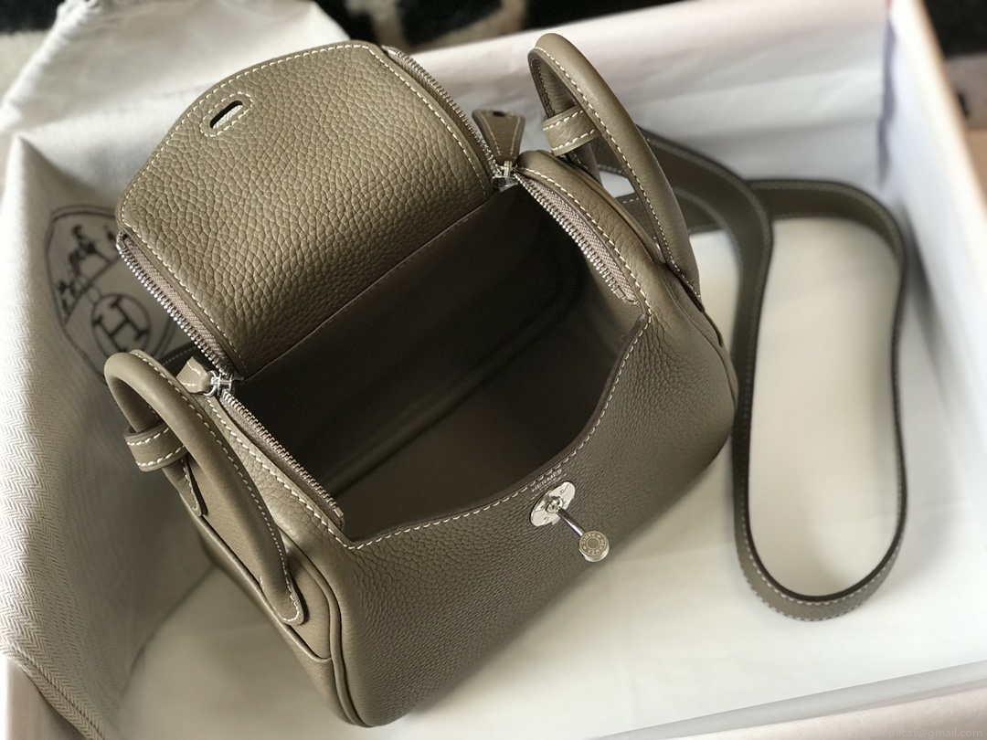 Hermes H079086 Lindy Mini Bag 19cm H231915