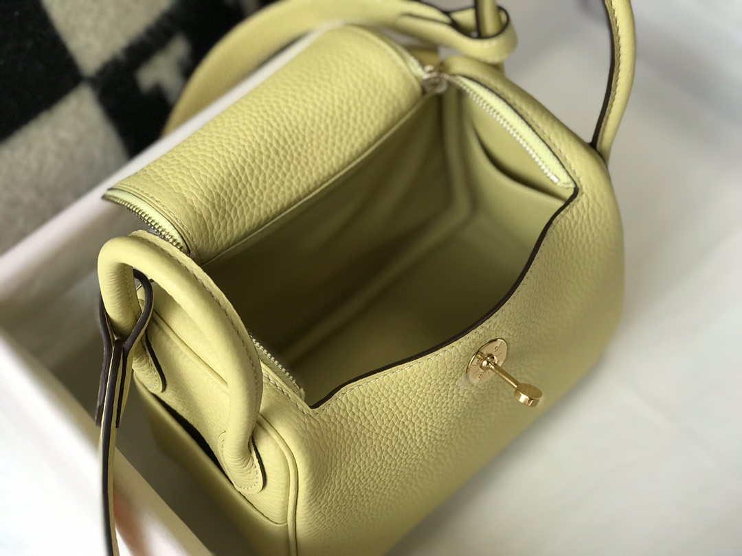 Hermes H079086 Lindy Mini Bag 19cm H231929