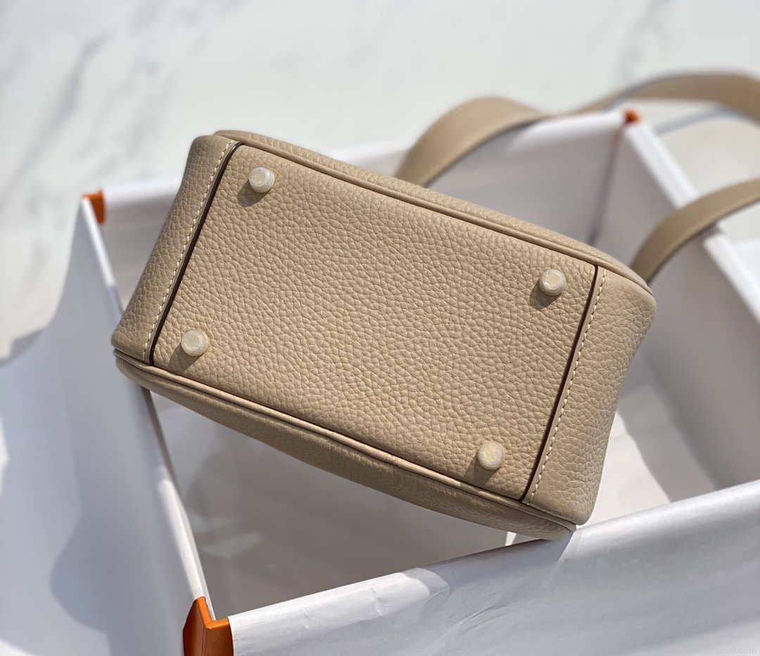 Hermes H079086 Lindy Mini Bag 19cm H231935