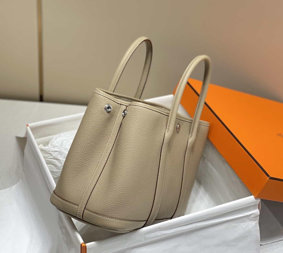 Hermes Light Gray Clemence Garden Party 30cm Bag H239045
