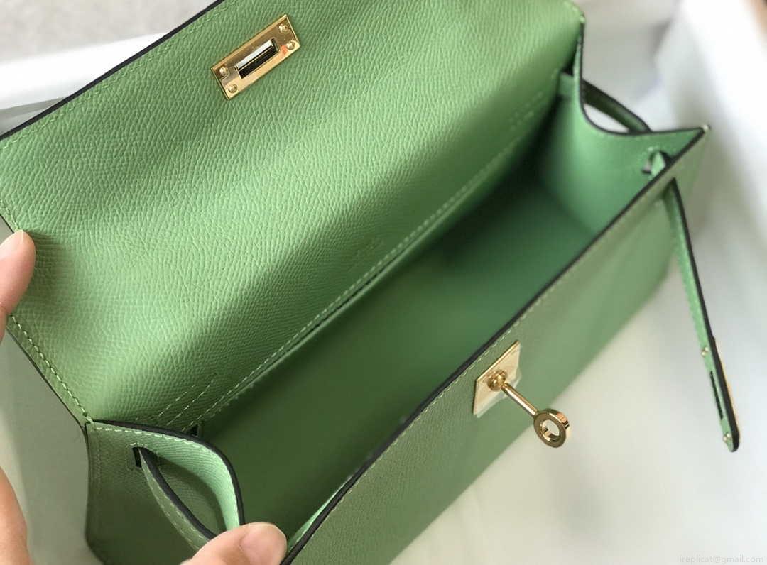Hermes Mini Kelly Pouchette Epsom Leather H230229 Green