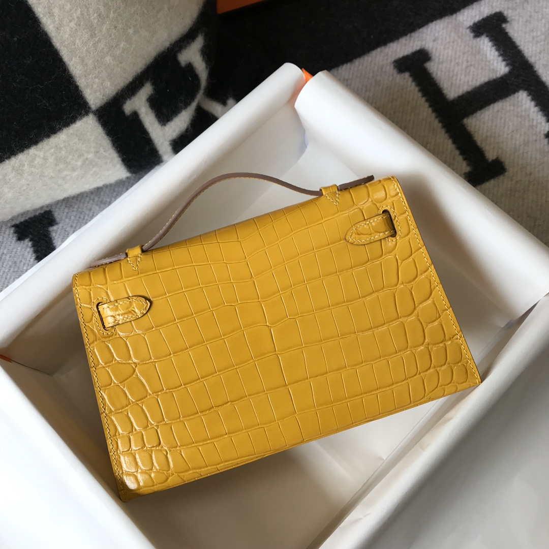 Hermes Mini Kelly Pouchette Crocodile Leather H230233 Yellow
