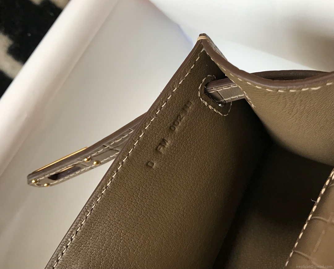 Hermes Mini Kelly Pouchette Crocodile Leather H230237 Oragano