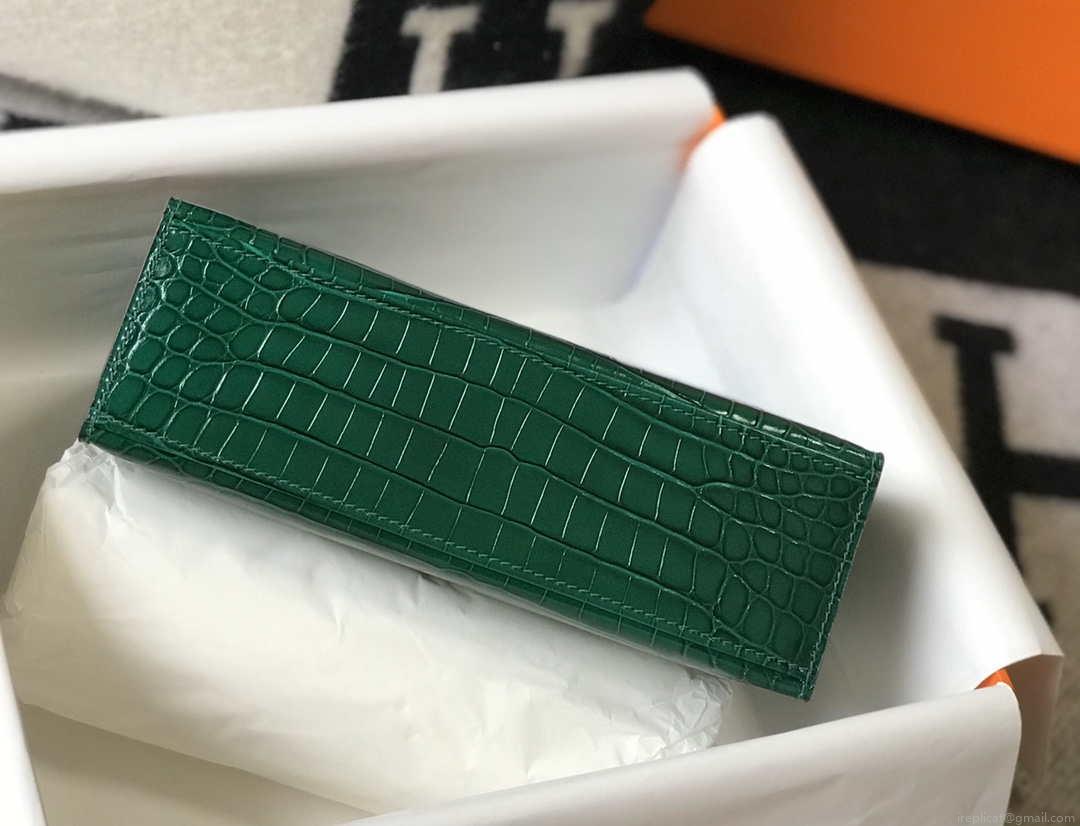 Hermes Mini Kelly Pouchette Crocodile Leather H230238 Green