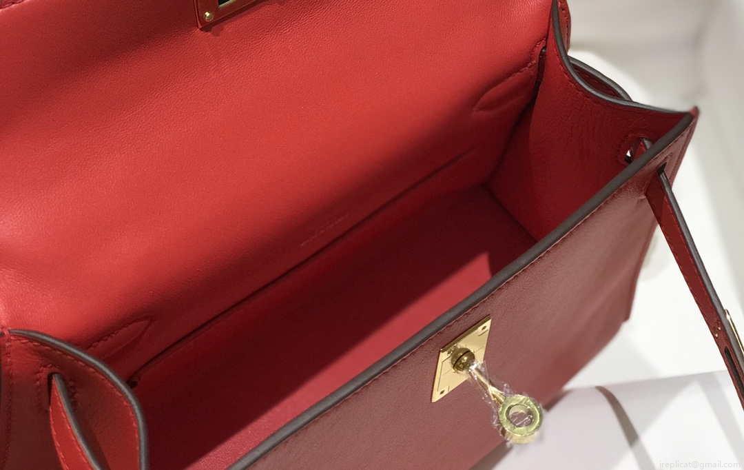Hermes Kelly Pouchette Swift Leather clutch bag Gold H230268