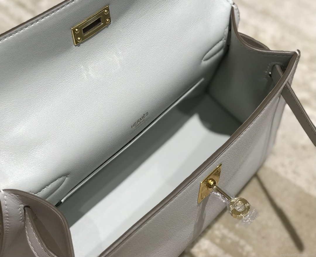 Hermes Kelly Pouchette Swift Leather clutch bag Gold H230271