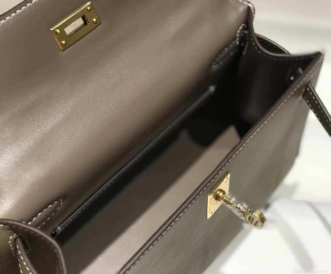 Hermes Kelly Pouchette Swift Leather clutch bag Gold H230274