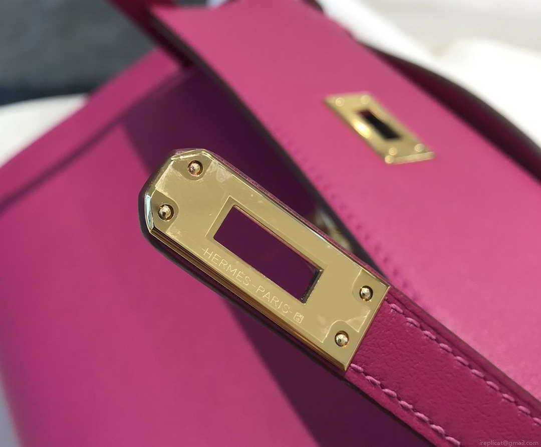 Hermes Kelly Pouchette Swift Leather clutch bag Gold H230275