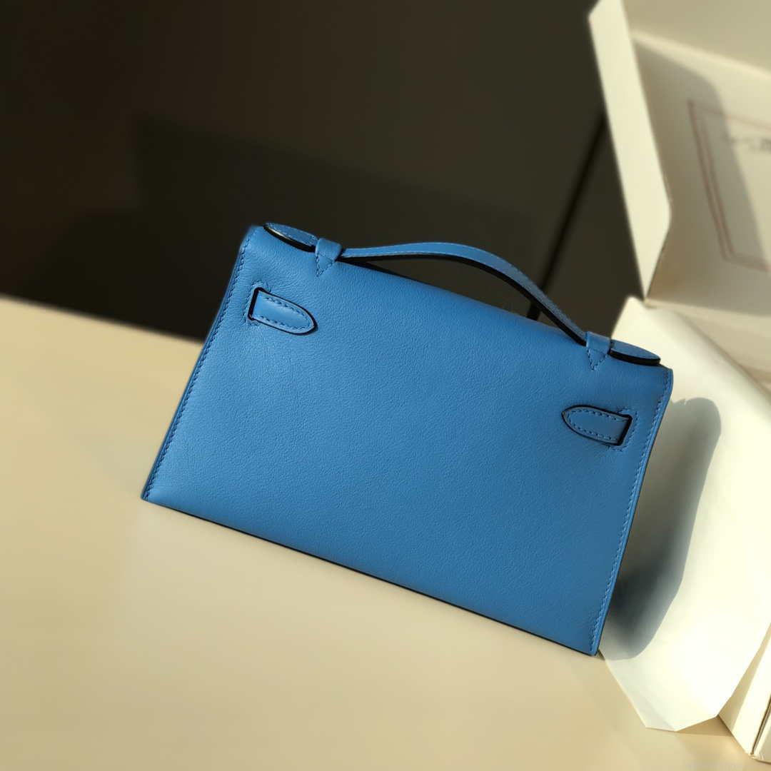 Hermes Kelly Pouchette Swift Leather clutch bag Silver H230256