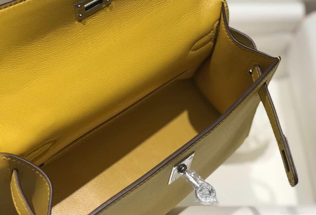 Hermes Kelly Pouchette Swift Leather clutch bag Silver H230257