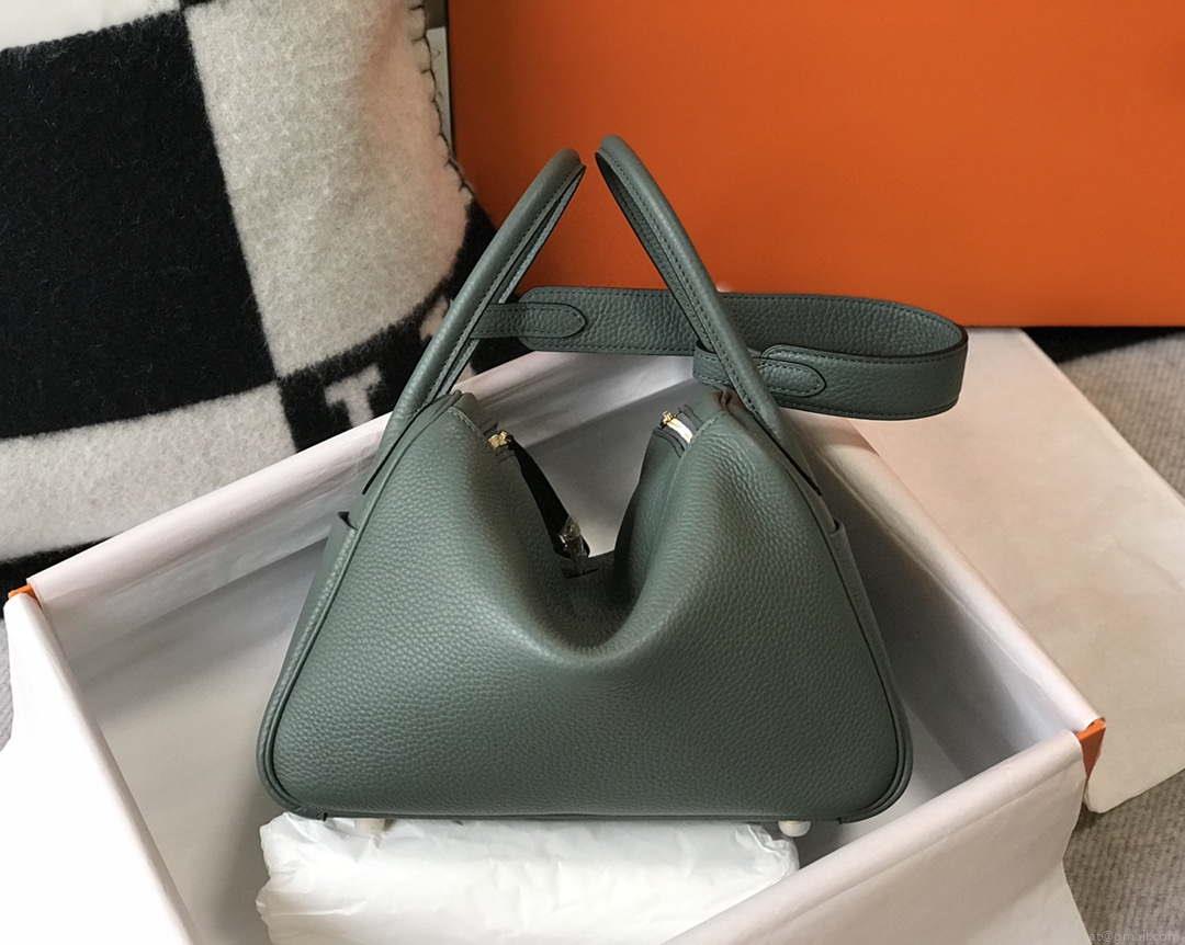 Hermes H073428 Lindy Bag 26 30 H231948